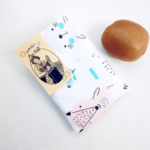 Ökoszalvéta és Újraszalvéta erdei állatos, türkiz macis mintás, a stílusos megoldás - táska & tok - uzsonna- & ebéd tartó - szendvics csomagoló - Meska.hu