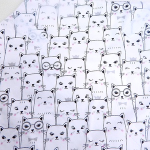 Ökoszalvéta és Újraszalvéta cicák fekete-fehérben mintás, a stílusos megoldás - Meska.hu