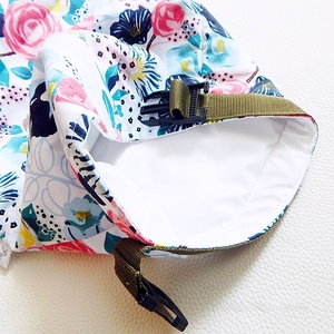 Ételhordó uzsonnás táska Rolltop lunch bag tépőzáras csatos záródással rózsa mintával - táska & tok - uzsonna- & ebéd tartó - ebéd tasak, doboz - Meska.hu