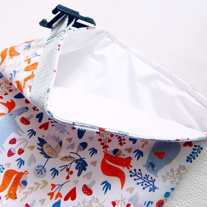 Ételhordó uzsonnás táska rolltop lunch bag tépőzáras csatos záródással erdei állatos mintával - táska & tok - uzsonna- & ebéd tartó - ebéd tasak, doboz - Meska.hu
