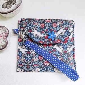 3 fakkos, varázslatos, mókusos, nyulas növény mintás neszeszer lecsatolható fogóval William Morris  - Meska.hu