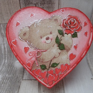  Szív alakú doboz maci rózsával és szívekkel - otthon & lakás - dekoráció - asztal és polc dekoráció - díszdoboz - Meska.hu