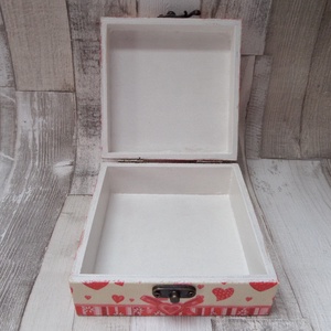 Maci rózsával és szívekkel mintás kis fa doboz 13x13 cm - otthon & életmód - tárolás & rendszerezés - doboz - Meska.hu