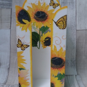 Napraforgó mintás papírzsebkendőtartó 100 darabos papírzsebkendőhöz, Otthon & Életmód, Tárolás & Rendszerezés, Zsebkendőtartó, Decoupage, transzfer és szalvétatechnika, MESKA