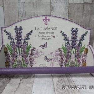 Levendula mintás fali konyhai  papírtörlőtartó - otthon & életmód - konyhafelszerelés, tálalás - konyhai dekoráció - konyhai dísz - Meska.hu