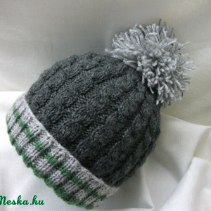Vidám, türkiz kötött fiú sapka, csavarásokkal, csíkokkal - ruha & divat - babaruha & gyerekruha - babasapka - Meska.hu