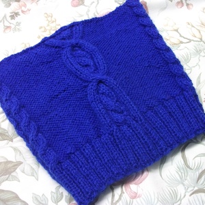 Királykék kötött felnőtt cica sapka - ruha & divat - sál, sapka, kendő - sapka - Meska.hu