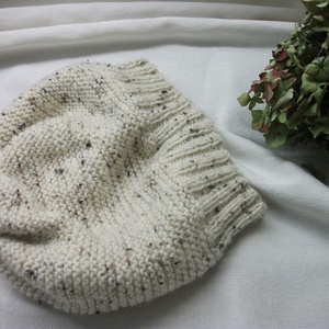 Meleg kötött, nyers színű, női sapka, , Kötés, MESKA