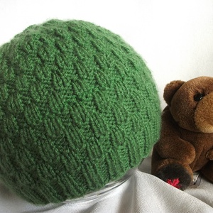 Zöld, átmeneti, kötött sapka - Meska.hu