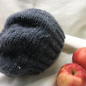 Meleg kötött, kék, moppos, női sapka - Meska.hu