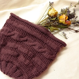 Szilva színű, meleg kötött, téli sapka  - ruha & divat - sál, sapka, kendő - sapka - Meska.hu