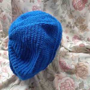 Királykék, akril, meleg, horgolt,  barett sapka - Meska.hu