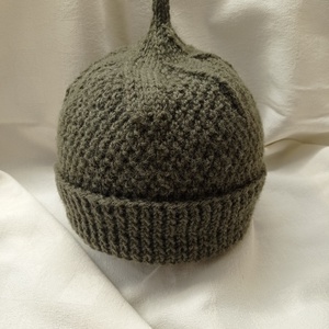 Oliva zöld , tiszta gyapjú kötött  sapka - ruha & divat - sál, sapka, kendő - sapka - Meska.hu