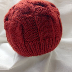 Rozsda barna vagy bézs kötött sapka különleges csavarásokkal, Ruha & Divat, Sál, Sapka, Kendő, Fejpánt, Kötés, MESKA