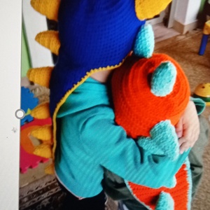 Sárkány sapka, sárkány bőr  -  - Meska.hu