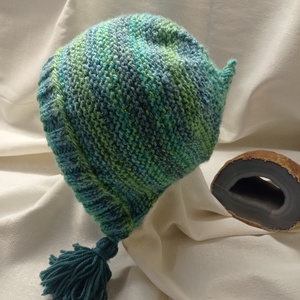 Kötött, szín-átmenetes női sapka,  gyapjú tartalmú fonalból - ruha & divat - sál, sapka, kendő - sapka - Meska.hu Kötött, szín-átmenetes női sapka,  gyapjú tartalmú fonalból - ruha & divat - sál, sapka, kendő - sapka - Meska.hu