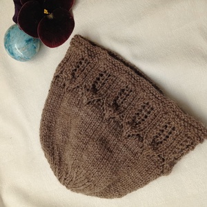 Átmeneti, barna, áttört, kötött női sapka - diy (csináld magad) - fűzésminták - Meska.hu Átmeneti, barna, áttört, kötött női sapka - diy (csináld magad) - fűzésminták - Meska.hu