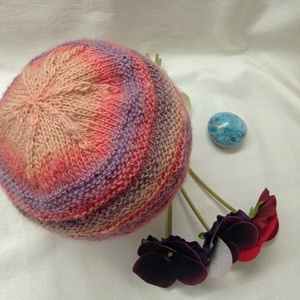 Pasztel, szín-átmenetes, tiszta gyapjú, kötött bébi sapka, kicsi lánynak - ruha & divat - babaruha & gyerekruha - babasapka - Meska.hu Pasztel, szín-átmenetes, tiszta gyapjú, kötött bébi sapka, kicsi lánynak - ruha & divat - babaruha & gyerekruha - babasapka - Meska.hu