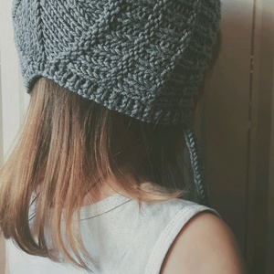 Kötött mustársárga női sapka, tisztagyapjú fonalból.  - ruha & divat - sál, sapka, kendő - sapka - Meska.hu