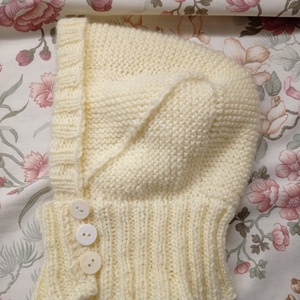 Pilóta, vagy űrhajós, kötött bébi sapka - ruha & divat - babaruha & gyerekruha - babasapka - Meska.hu