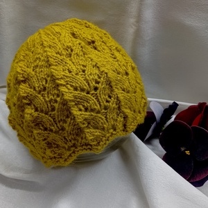 Tiszta gyapjú, áttört  mintával kötött sapka , Ruha & Divat, Sál, Sapka, Kendő, Fejpánt, Kötés, MESKA