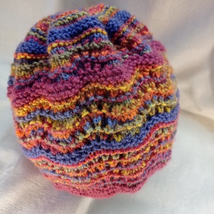 Nagyon tarka, áttört, kötött női sapka - Meska.hu