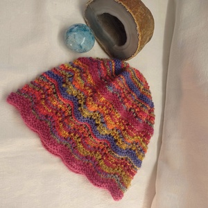 Nagyon tarka, áttört, kötött női sapka - ruha & divat - sál, sapka, kendő - sapka - Meska.hu