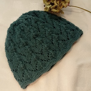 Olaj-zöld, akril, áttört  mintával kötött sapka  - ruha & divat - sál, sapka, kendő - fejpánt - Meska.hu