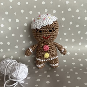 Amigurumi horgolt mézi - karácsony - karácsonyi lakásdekoráció - karácsonyi manók, figurák - Meska.hu
