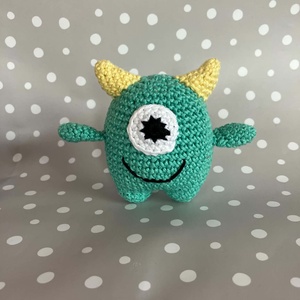 Horgolt mini szörnyecske - játék & sport - plüssállat & játékfigura - más figura - Meska.hu