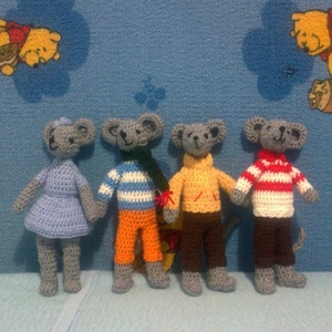 Rumini - horgolt kisegér  RENDELHETŐ -  - Meska.hu