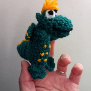 Horgolt ujjbáb - Meska.hu