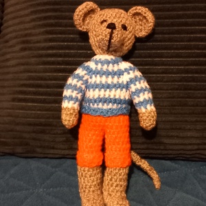 Horgolt mesefigura, egérke - Meska.hu