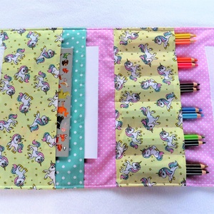 Hordozható, összecsukható ceruza és füzettartó - Unikornisok - otthon & életmód - papír, írószer - tolltartó & ceruzatekercs - Meska.hu