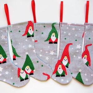 Adventi kalendárium textil zoknikkal - karácsonyi szalaggal - karácsony - adventi díszek - adventi naptár - Meska.hu