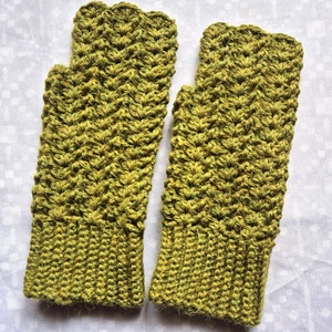 Női horgolt kézmelegítő kesztyű - ruha & divat - sál, sapka, kendő - kesztyű - Meska.hu