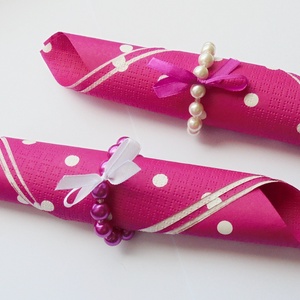 Pink-fehér - szalvétagyűrűk - otthon & életmód - konyhafelszerelés, tálalás - konyhai textil - szalvéta - Meska.hu