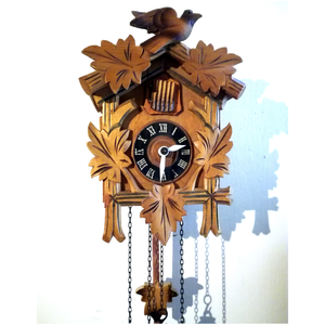 Vintage kicsi faragott Schwarzwaldi kakukkos óra - otthon & életmód - dekoráció - fali és függő dekoráció - falióra & óra - Meska.hu