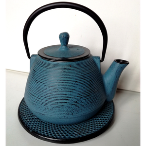 Vintage kék Japán vas teáskanna alátéttel - otthon & életmód - konyhafelszerelés, tálalás - tálalás - teás- és kávés pohár, készlet - Meska.hu
