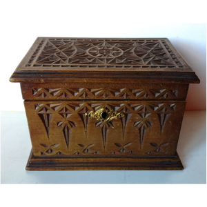 Magas gótikus stílusú antik kincses ládikó ékszertartó doboz, Otthon & Lakás, Dekoráció, Asztal és polc dekoráció, Díszdoboz, Famegmunkálás, MESKA