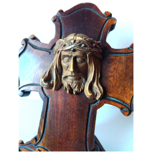 A töviskoronás Jézus gyönyörű mahagóni kereszten - művészet - szobor - fa szobor - Meska.hu