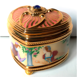 Csodaszép Faberge porcelán Rómeó és Júlia zenedoboz, Otthon & Lakás, Dekoráció, Asztal és polc dekoráció, Díszdoboz, Kerámia, MESKA