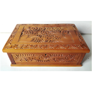 Vintage, népi motívumokkal faragott diófa doboz - otthon & életmód - dekoráció - asztal és polc dekoráció - díszdoboz - Meska.hu