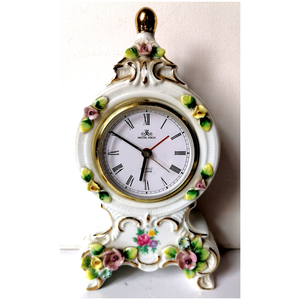 Vintage gyönyörű asztali porcelán óra, Otthon & Életmód, Dekoráció, Fali és függő dekoráció, Falióra & óra, Kerámia, MESKA