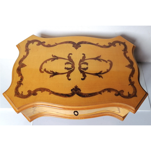 Barokk mintás intarziás kincses doboz - Meska.hu