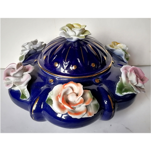 Szép rózsás porcelán bonbonier, Otthon & Életmód, Dekoráció, Asztal és polc dekoráció, Dekorációs tál, tartó, Kerámia, MESKA