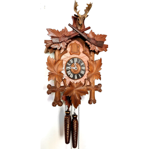 Faragott Schwarzwaldi kakukkos óra dámszarvas trófeával - otthon & életmód - dekoráció - fali és függő dekoráció - falióra & óra - Meska.hu