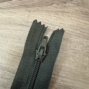 Cipzár 20 cm - táska & tok - táskapánt & alkatrész - Meska.hu