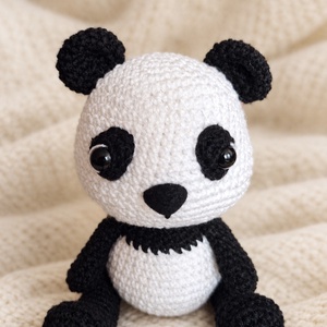 Horgolt panda - Meska.hu
