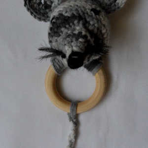 Lecsó a horgolt rágóka - játék & sport - 3 éves kor alattiaknak - rágóka - Meska.hu